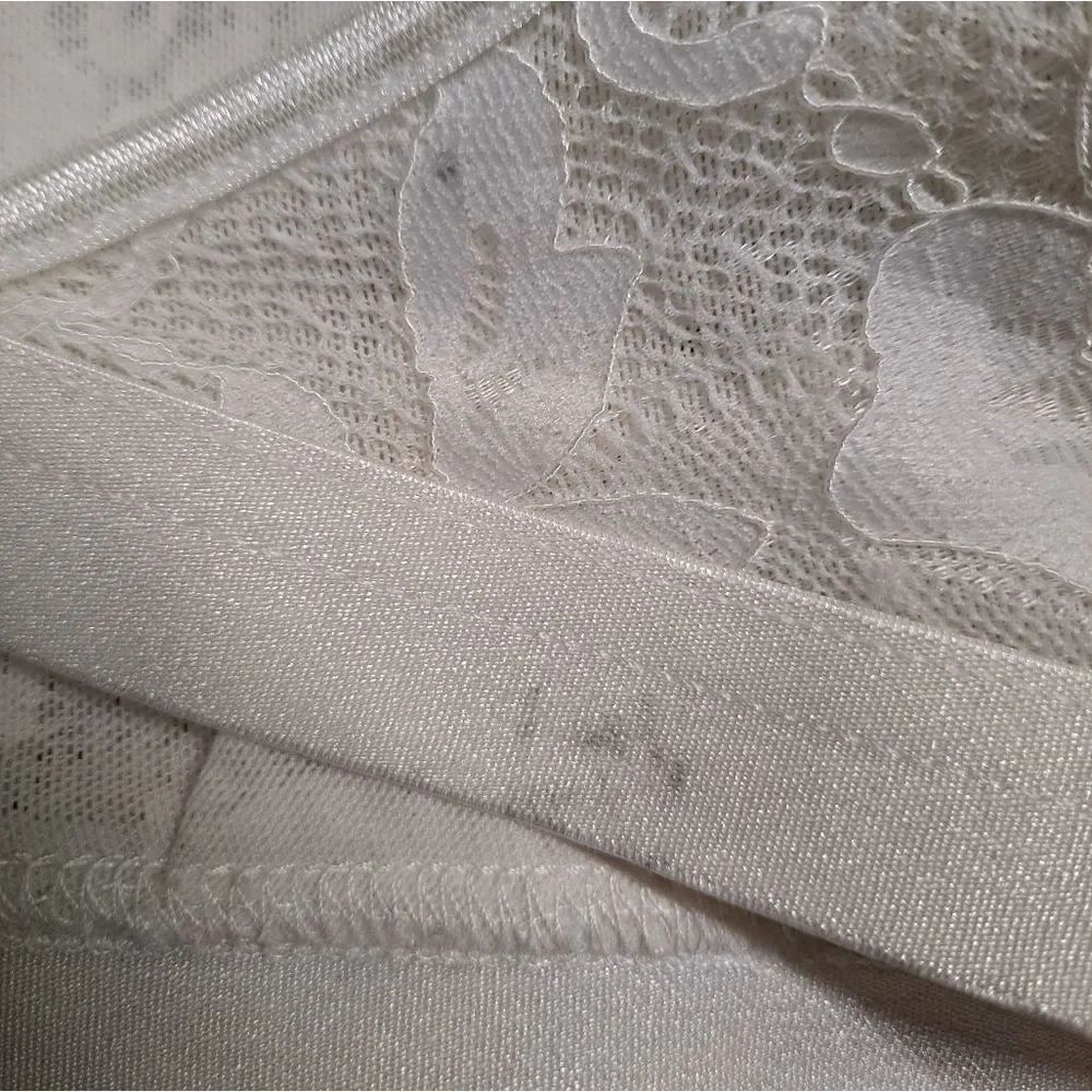GUESS Bralette  - Picture 6 of 6